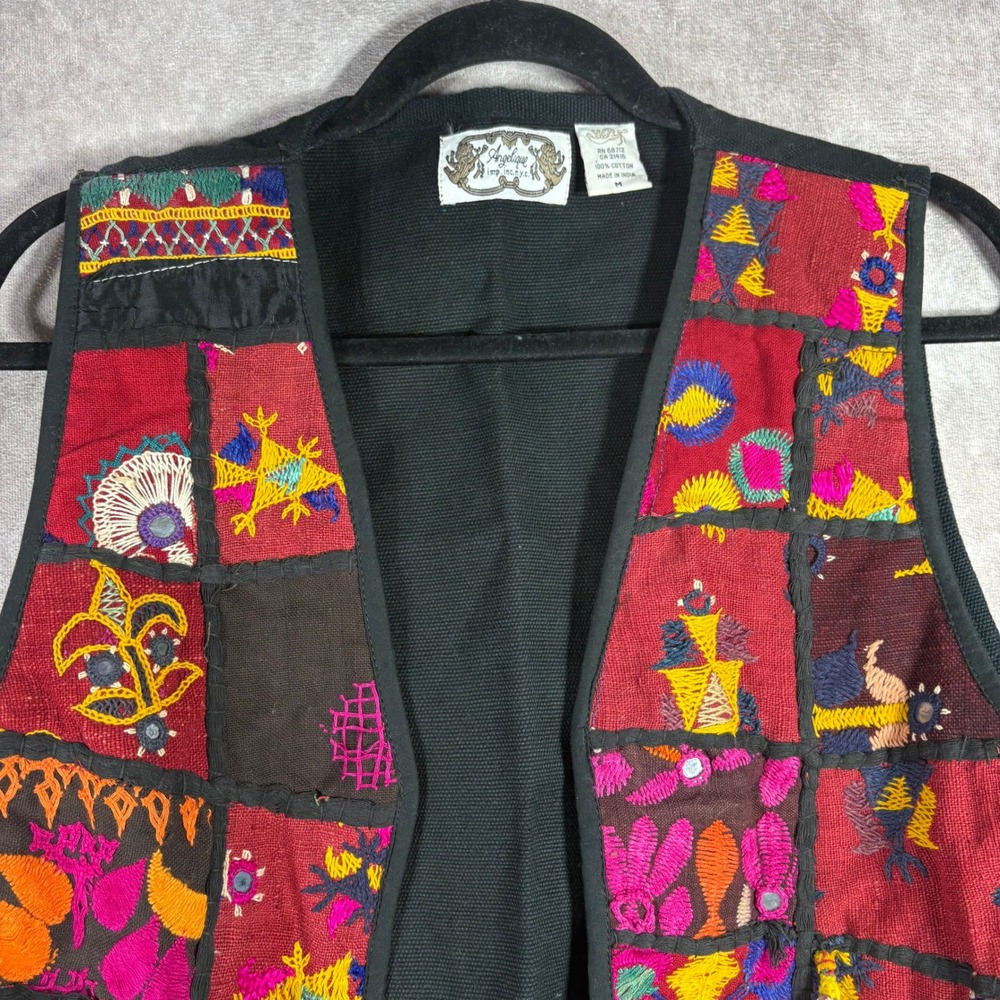 Vintage Angelique Vest Sz M Embroidered Patchwork Boho Hippie Witchy Whimsigoth - Picture 2 of 8